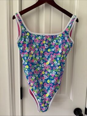 Lain Snow Ocean Isle Neon Floral
